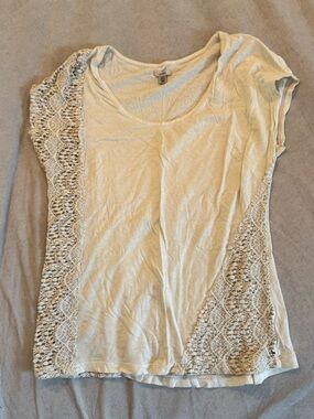 Ecote Cream Scoop Neck Lace-Panel Short Sleeve Top